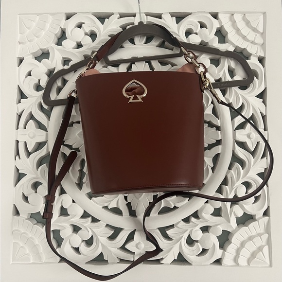 Elegant Brown and Pink Women's Bucket Bag - Picture 2 of 9